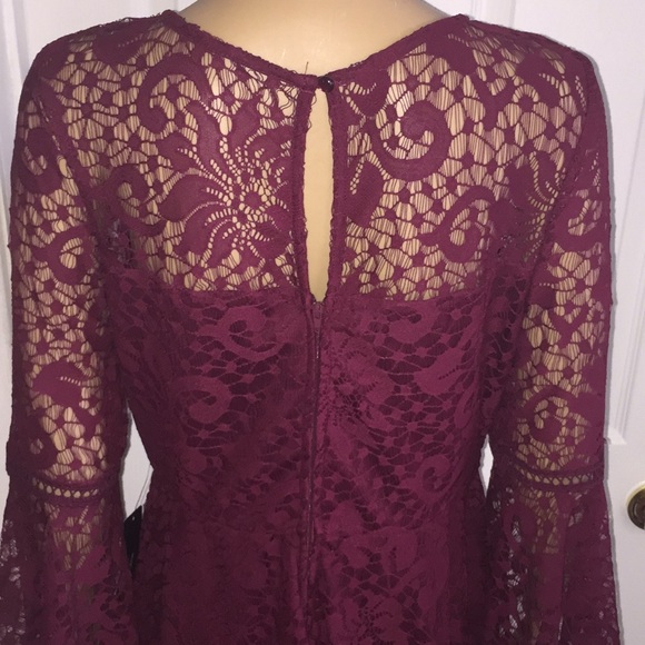 Crochet lace fit flare dress 😊❤️❤️💥 - Picture 5 of 7